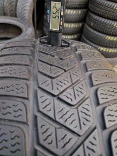 з б/у 225/50R17 Pirelli Winter Sottozero 3 4618 5,5-6мм. Фото 4