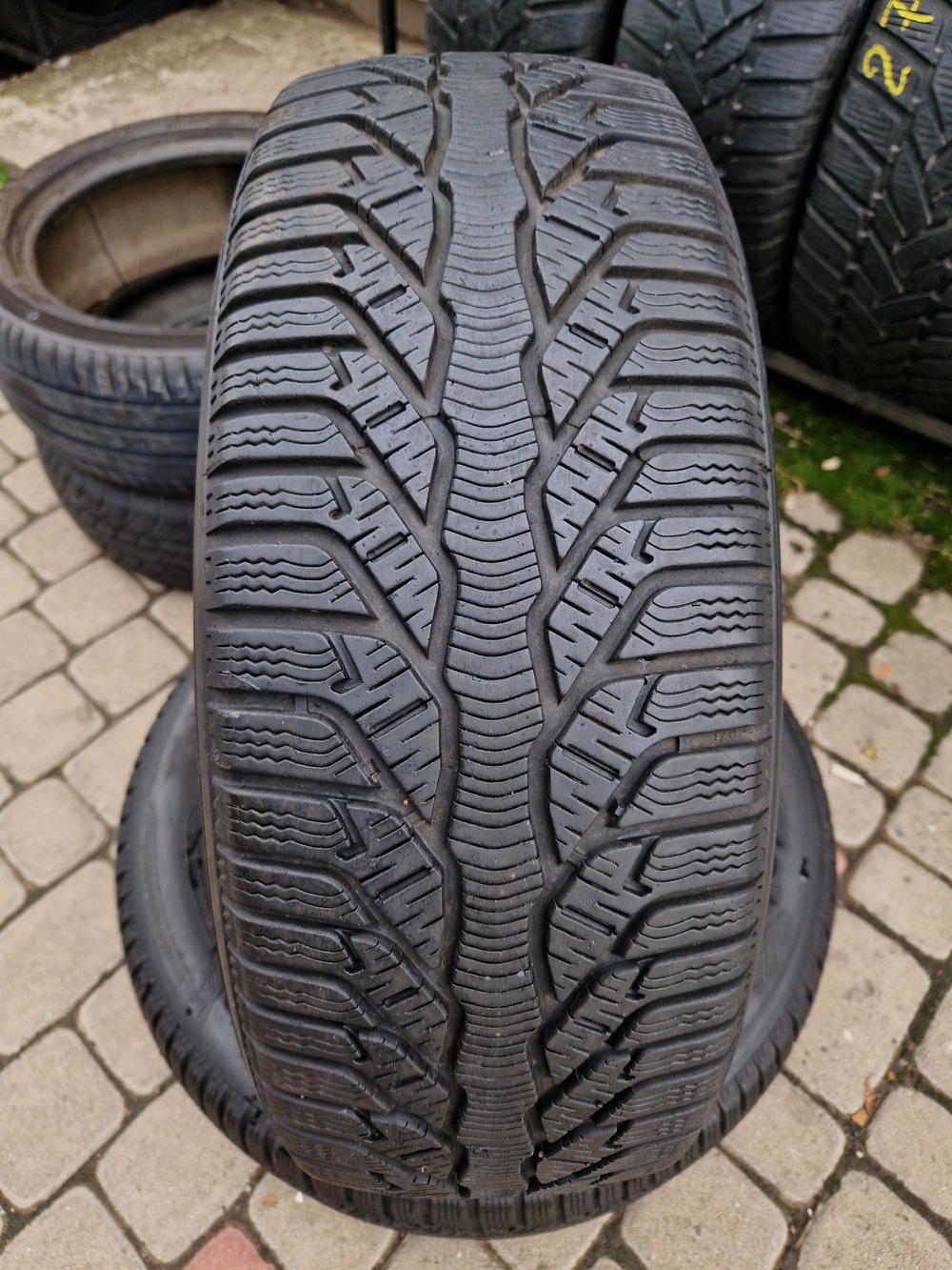 з б/у 205/60R16 Kleber Krisalp HP2 1616 6мм