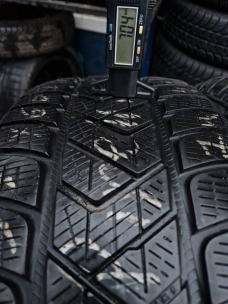 з б/у 235/60R17 Pirelli Scorpion Winter 4719 6-7мм. Фото 4