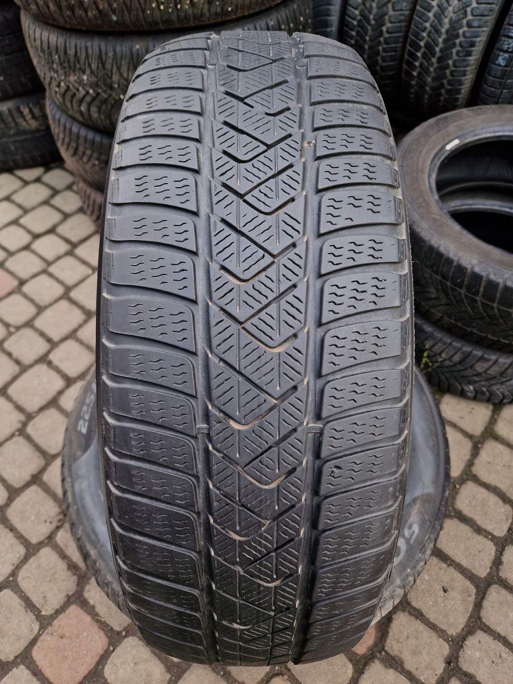з б/у 225/60R18 Pirelli Winter Sottozero 3 4420 3-3,5-5мм