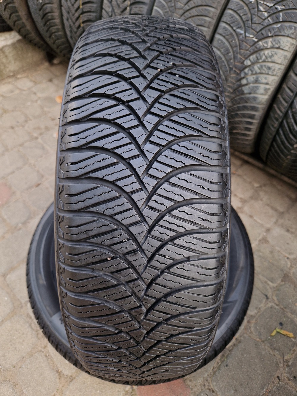 в б/у 185/65R15 Goodride All Seasons Elite Z-401 2921 6мм
