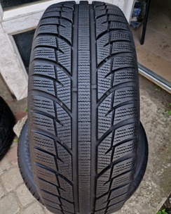 з б/у 205/60R16 Toyo Snowprox S943 2518 7.5-8.5мм