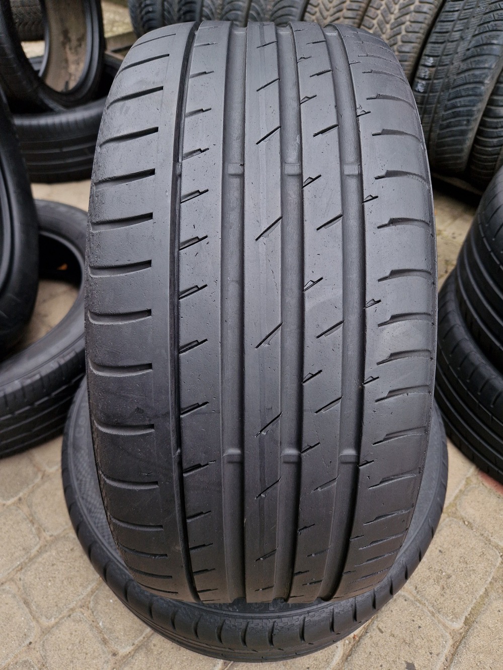 л б/у 245/40R18 Continental CSC 3  1712 4-5 мм