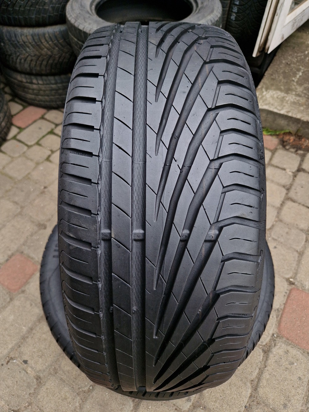 л б/у 215/55R16 Uniroyal Rain Sport 3 1619 5.5-7мм