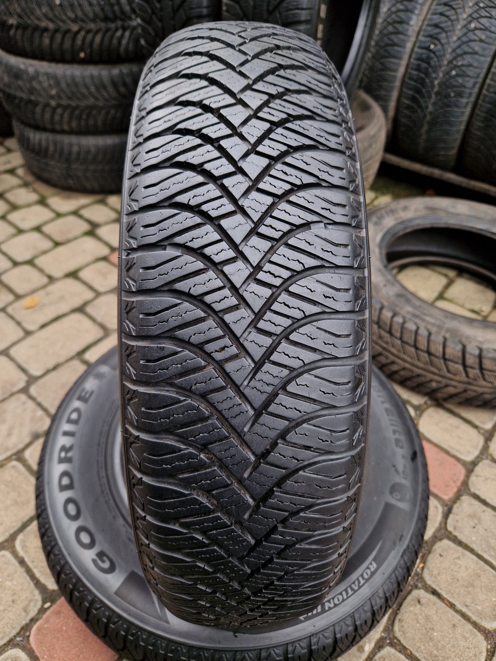 в б/у 155/80R13 Goodride All Seasons Elite Z-401 3622 5.5-6мм