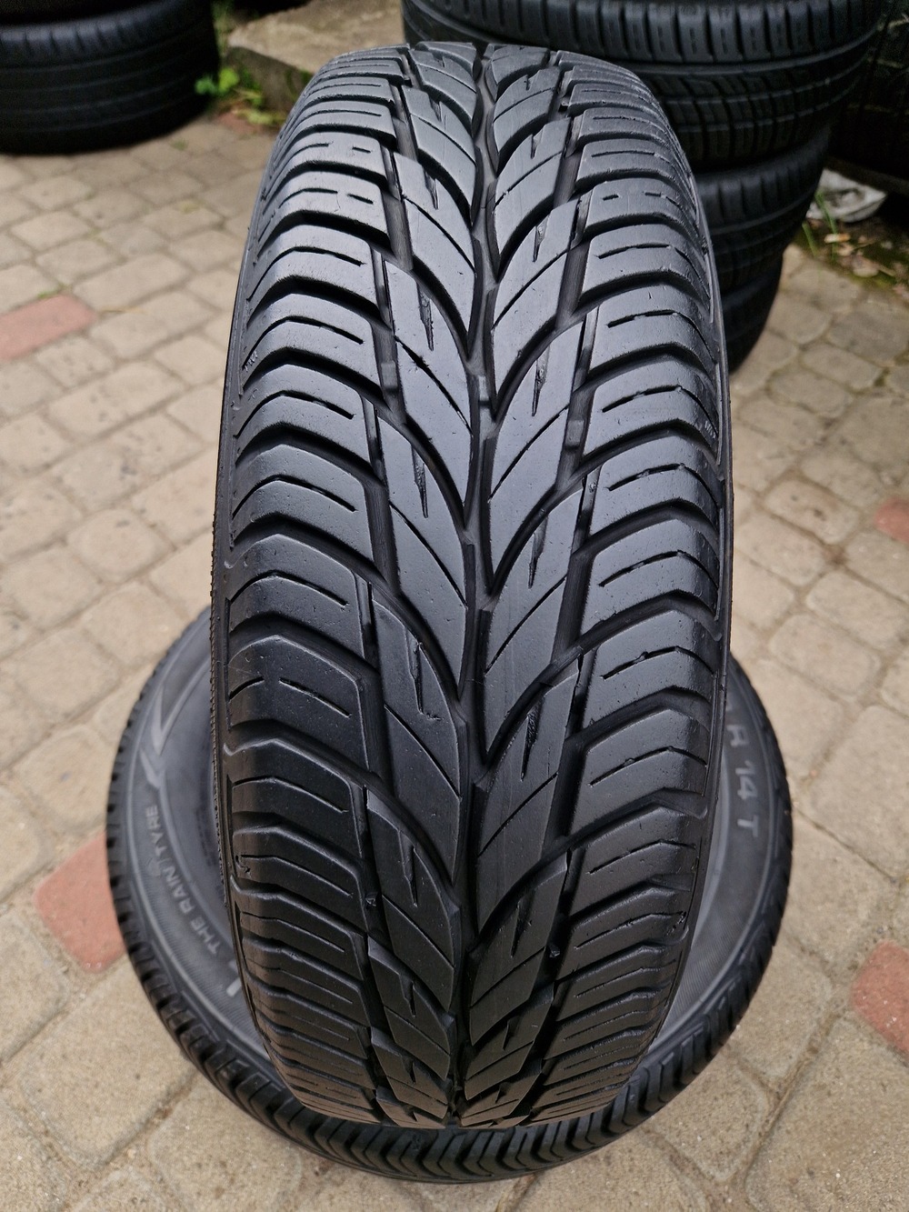 л б/у 175/65R14 Uniroyal RainExpert 2310 7мм