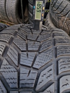 з б/у 235/40R18 Hankook Winter I*Cept Evo3 W330 1922 6.5-7.5мм. Фото 6