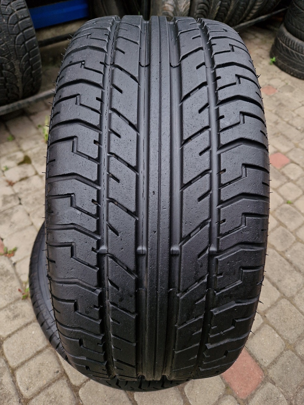л б/у 255/40R18 Pirelli PZero Direzionale 7мм
