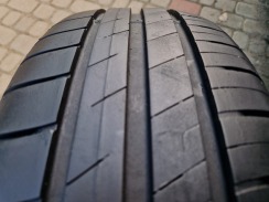 л б/у 195/60R15 Goodyear EfficientGrip Performance 0517 6-7мм. Фото 3
