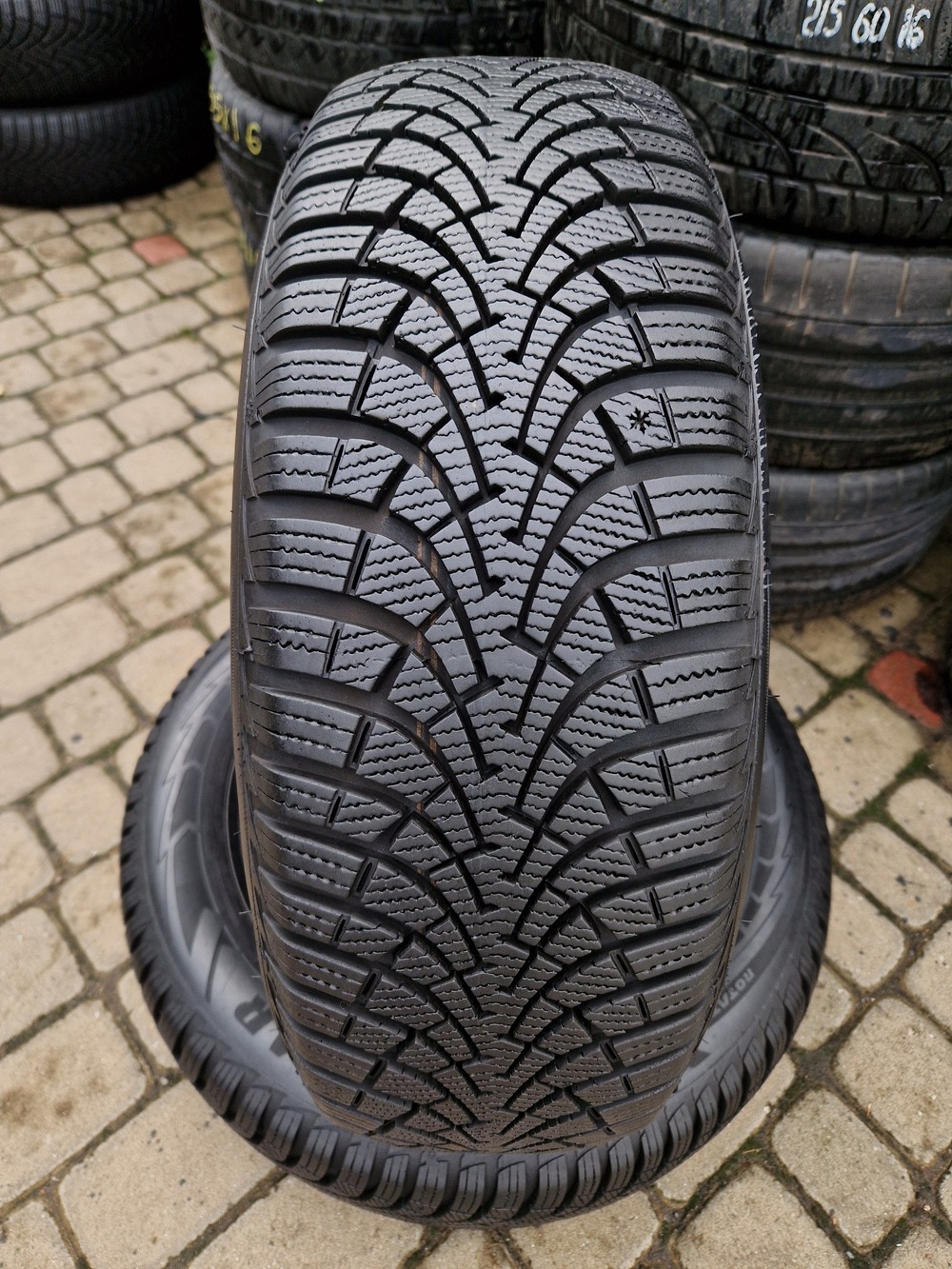з б/у 205/60R16 Goodyear Ultra Grip 9 3316 7.5-8.5мм
