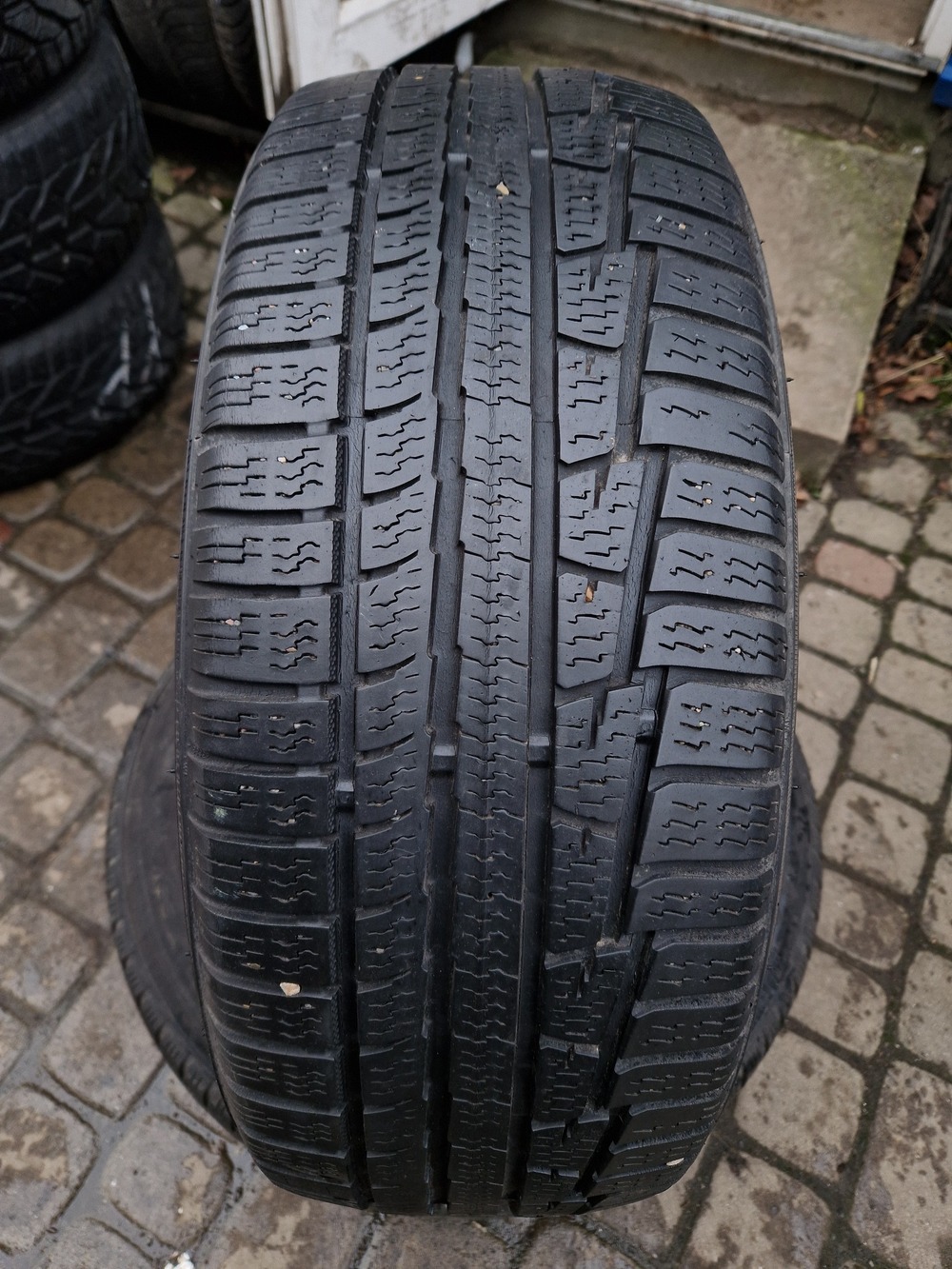 з б/у 215/55R17 Nokian WR A3 1414 6-7мм