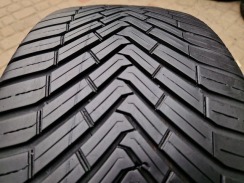 в б/у 235/40R18 Continental AllSeasonContact 4119 6.5мм. Фото 3