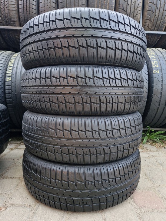 Шины 165 65 R14 зима БУ