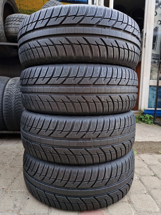 Купити шини 205 60 R16 БУ