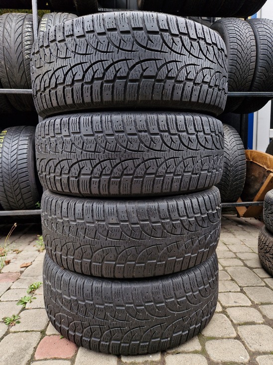 Шины 215 60 R16 БУ