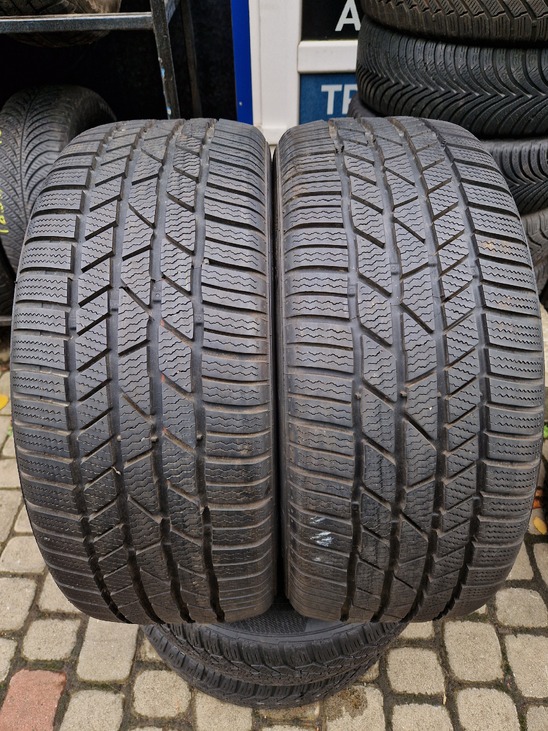 Шины 225 40 R18 Б/У