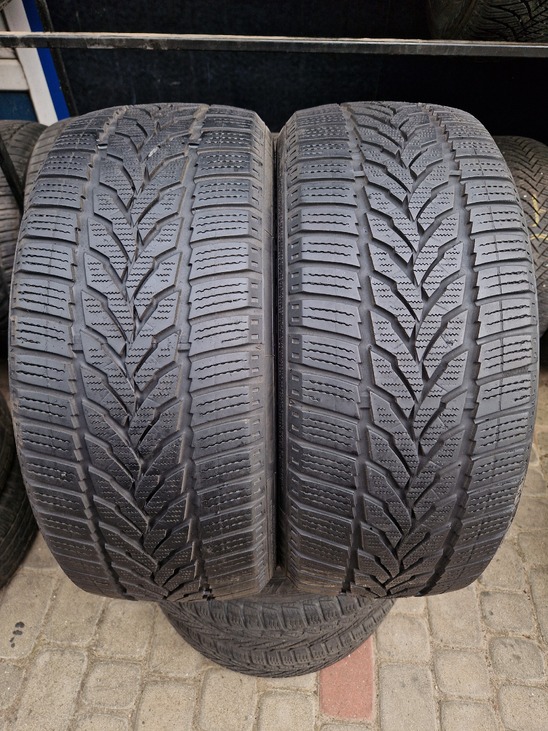 Шины 225 55 R16 лето БУ