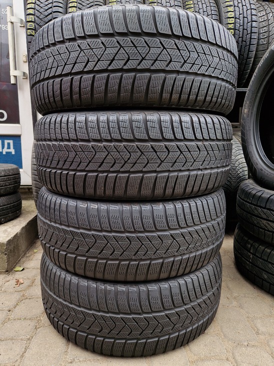 Шини 225 60 R17 БУ
