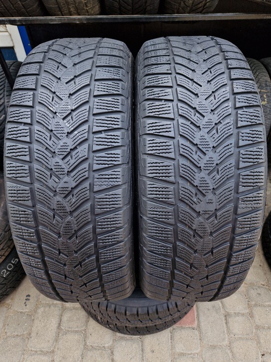 Шини 225 60 R17 зима БУ