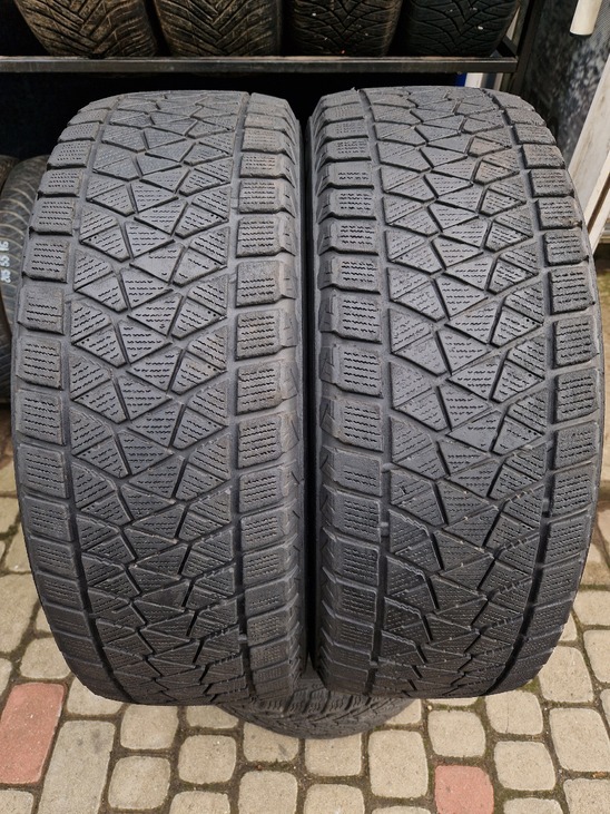 Шины 225 65 R17 БУ