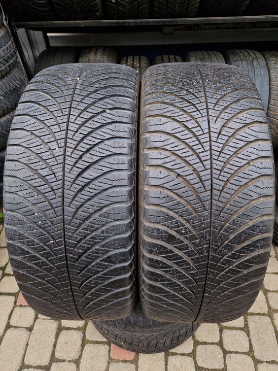 Шины 235 50 R18 Б/У