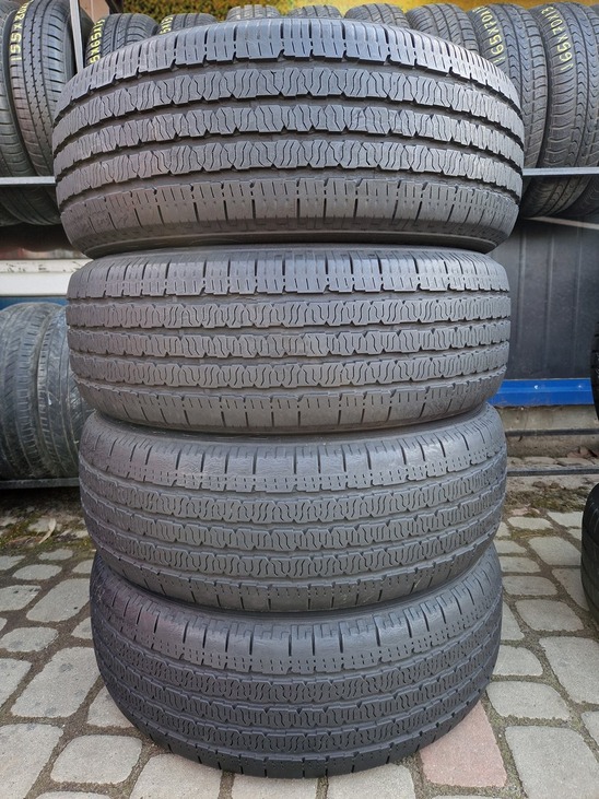 БУ резина 235 60 R17